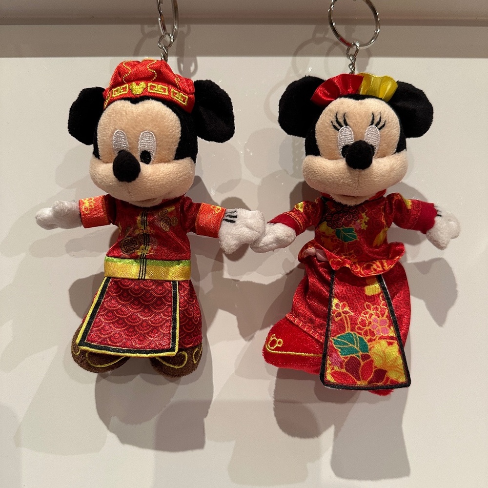 Hong Kong Disneyland 2019 New Year Mickey & Minnie Keychain Pendants